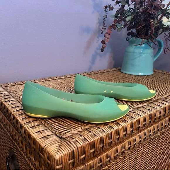 Green Open-Toe Crocs Flats - Picture 2 of 4